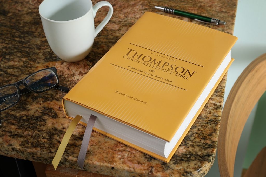 KJV Thompson Chain-Reference Bible Hardcover